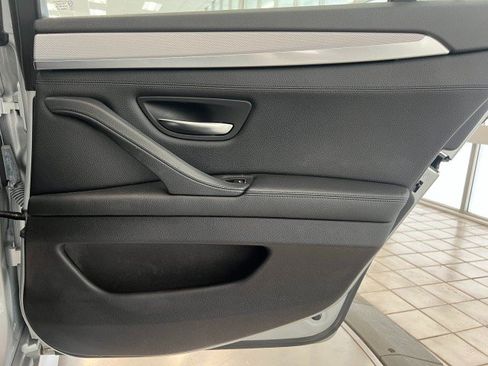 Used 2014 BMW 535i xDrive Sedan AWD/4WD image 40