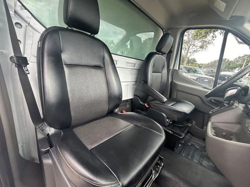 Used 2022 Ford Transit 350 w/ Exterior Upgrade Package image 25