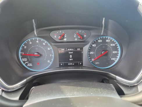 Used 2019 Chevrolet Equinox LS FWD image 21