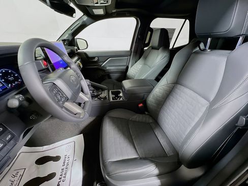 New 2026 Toyota 4Runner TRD Off-Road Premium image 17