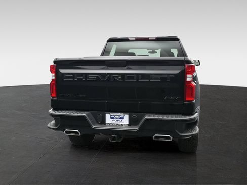 Used 2022 Chevrolet Silverado 1500 RST w/ Z71 Off-Road Package AWD/4WD image 5