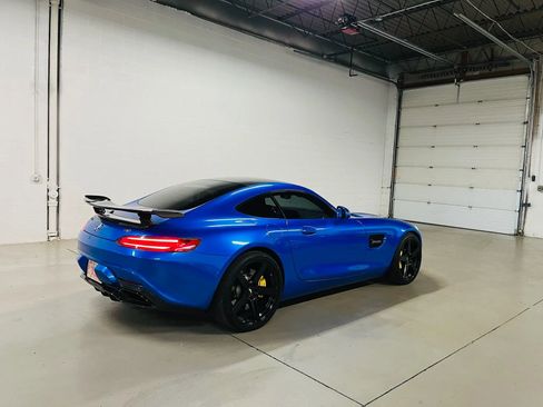 Used 2017 Mercedes-Benz AMG GT S image 7