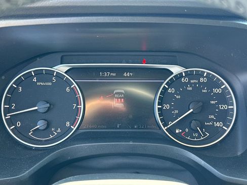 Used 2025 Nissan Rogue SV FWD image 26