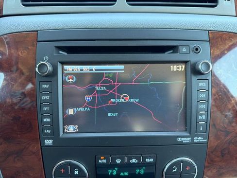 Used 2012 Chevrolet Tahoe LTZ AWD/4WD image 12
