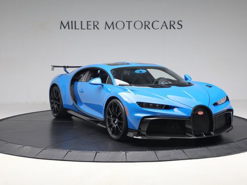 Used 2021 Bugatti Chiron Pur Sport image 11