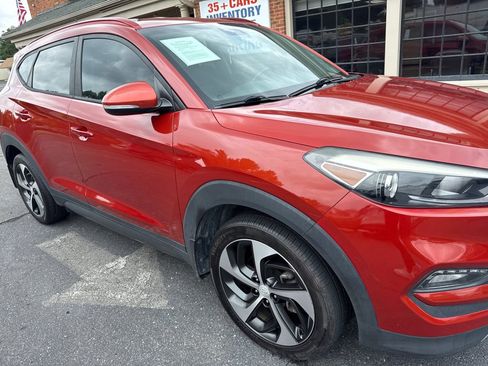 Used 2016 Hyundai Tucson Sport FWD image 3