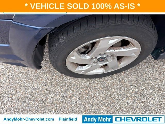Used 2007 Pontiac Vibe w/ Sun And Sound Package FWD image 11