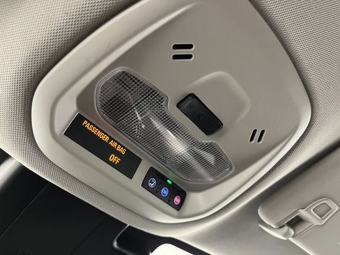 Used 2025 Chevrolet Trax ACTIV w/ Driver Confidence Package image 25