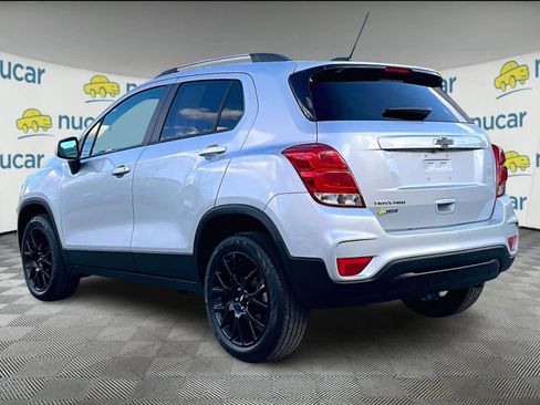 Certified 2022 Chevrolet Trax LT w/ Sport Edition image 4