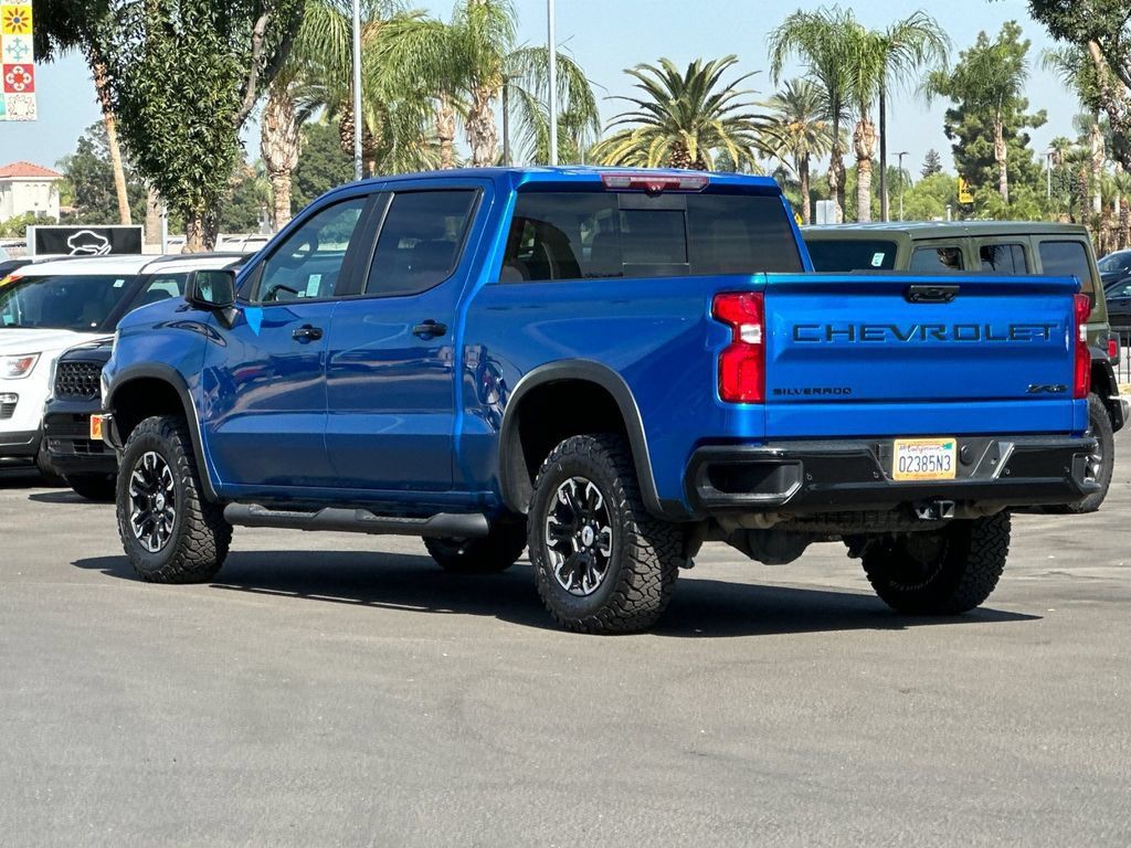 Used 2022 Chevrolet Silverado 1500 ZR2 w/ Technology Package AWD/4WD image 3