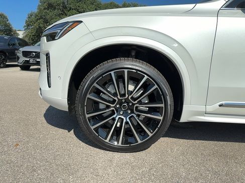 Used 2026 Volvo XC90 B6 Ultra image 9