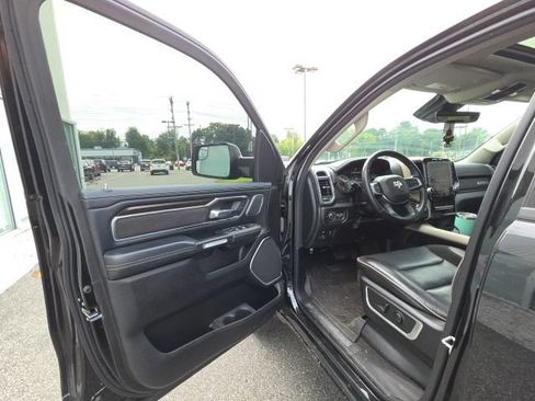 Used 2022 RAM 1500 Laramie AWD/4WD image 15