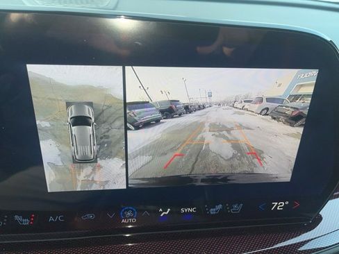 New 2026 Chevrolet Traverse RS image 35