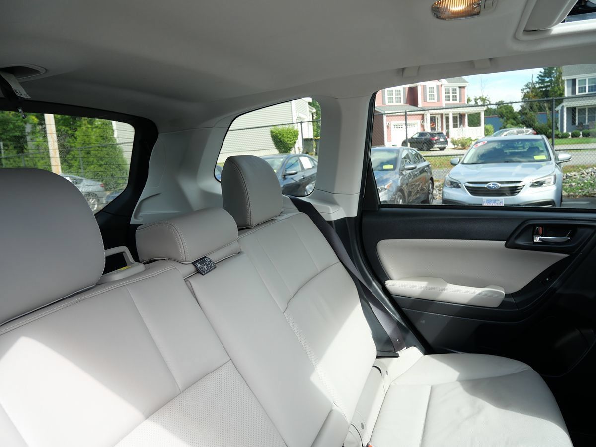 Used 2015 Subaru Forester 2.5i Limited AWD/4WD image 28