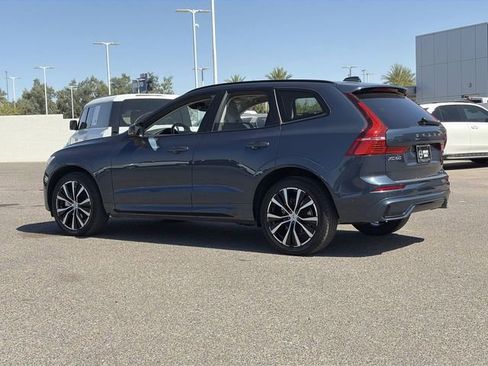 Used 2024 Volvo XC60 B5 Plus AWD/4WD image 9