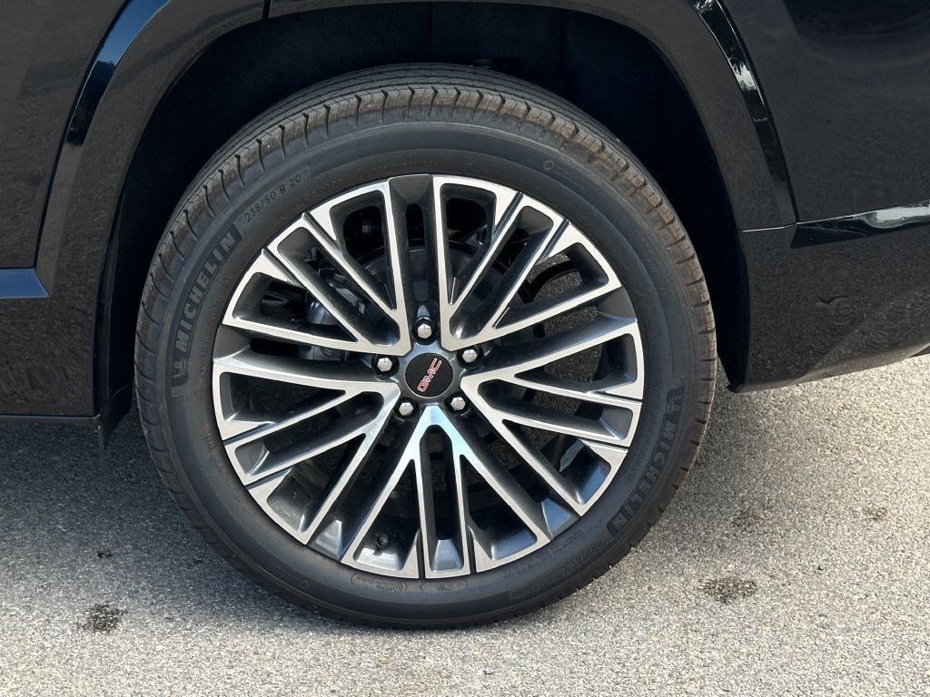New 2027 GMC Terrain Denali w/ LPO, Floor Liner Package AWD/4WD image 31
