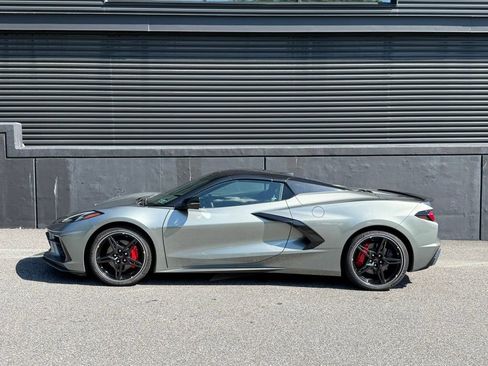 Used 2024 Chevrolet Corvette Stingray Preferred Conv w/ Stealth Interior Trim Package RWD image 2