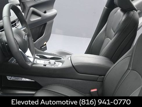 Certified 2026 INFINITI QX60 Pure w/ Cargo Package AWD/4WD image 18