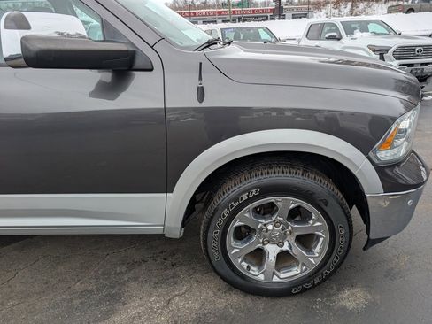 Used 2018 RAM 1500 Laramie w/ Convenience Group image 10