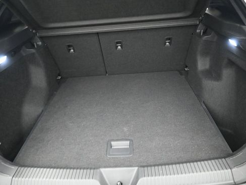 Used 2023 Volkswagen ID.4 Pro image 29