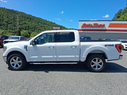 Certified 2022 Ford F150 XLT w/ Equipment Group 302A High AWD/4WD image 4