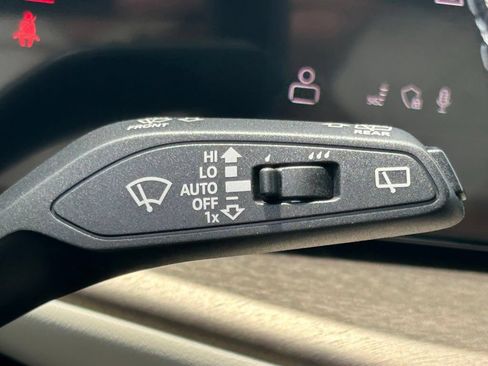 Used 2025 Audi Q5 Premium Plus AWD/4WD image 28