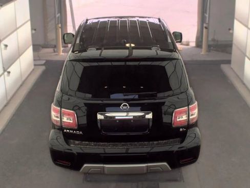 Used 2018 Nissan Armada SL w/ Moonroof Package AWD/4WD image 6