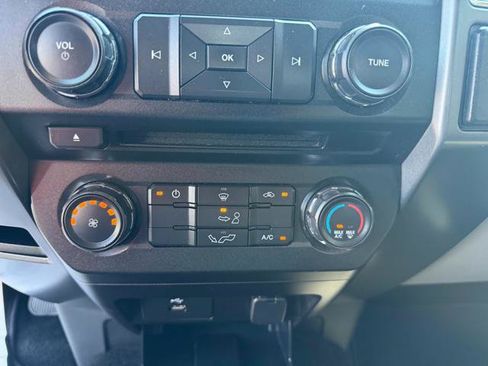 Used 2018 Ford F150 XLT AWD/4WD image 15
