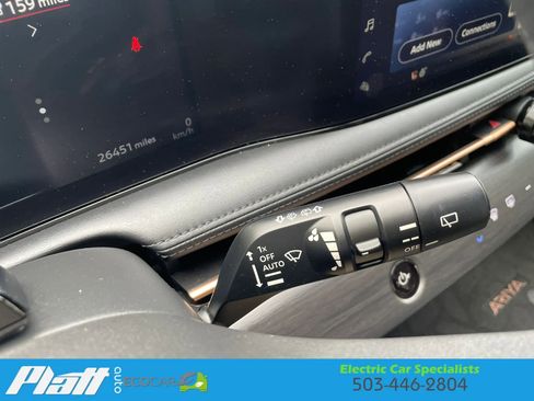 Used 2023 Nissan Ariya FWD image 33