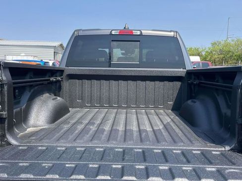 New 2026 RAM 1500 4x4 Crew Cab image 17