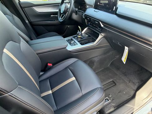 New 2026 MAZDA CX-90 Plug-In Hybrid w/ Premium Plus AWD/4WD image 25