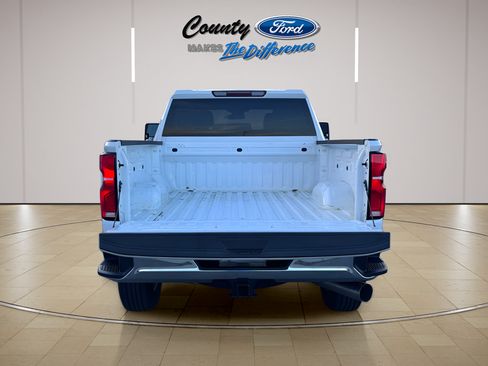 Used 2024 Chevrolet Silverado 2500 LTZ AWD/4WD image 20