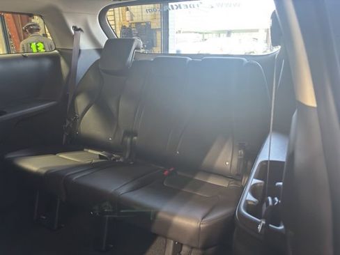 New 2027 Kia Carnival SX w/ Dark Edition Package FWD image 15