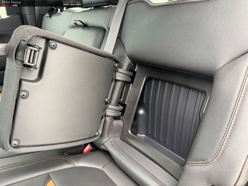 Used 2021 GMC Sierra 1500 AT4 w/ AT4 Value Package image 13