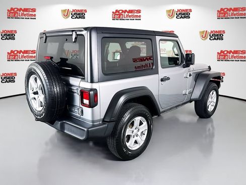 Used 2021 Jeep Wrangler Sport AWD/4WD image 15