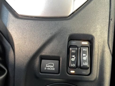 Used 2021 Subaru Crosstrek 2.0i Premium w/ Moonroof Package image 9