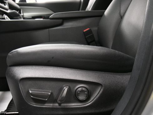 Used 2025 Toyota Grand Highlander AWD image 10