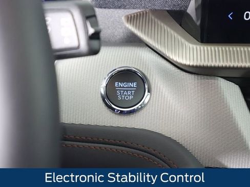 New 2026 Ford Explorer Active AWD/4WD image 38