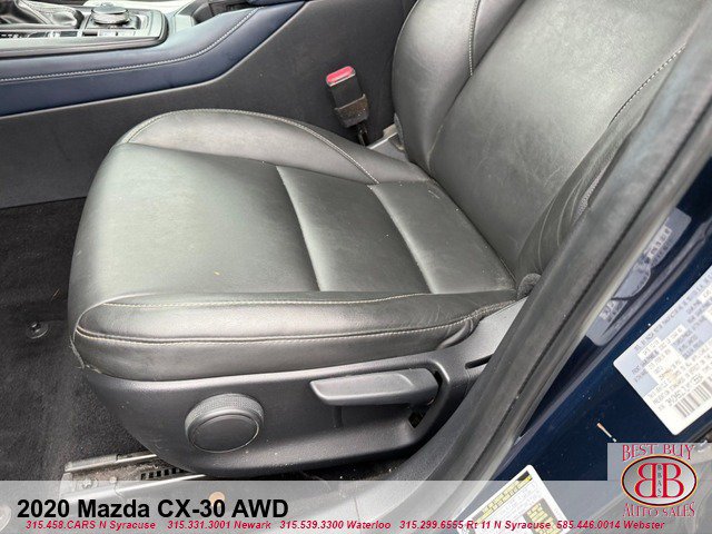 Used 2020 MAZDA CX-30 AWD w/ Select Package image 16