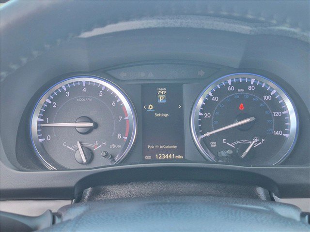 Used 2014 Toyota Highlander XLE AWD/4WD image 15