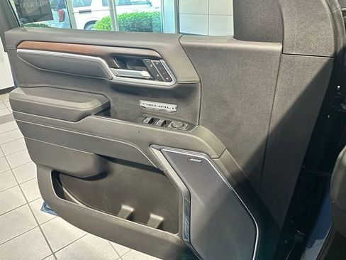 Used 2025 GMC Sierra 1500 Denali w/ Denali Reserve Package AWD/4WD image 27