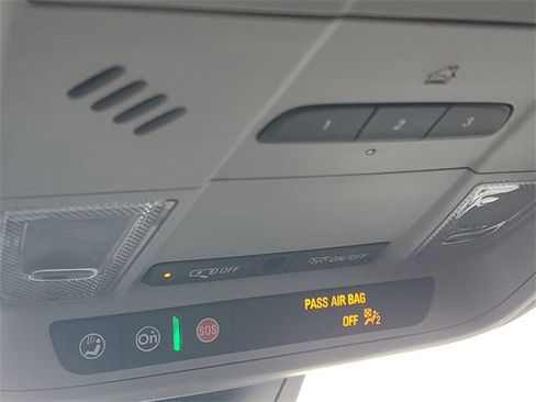 Certified 2024 Chevrolet Blazer LT w/ Convenience Package image 31