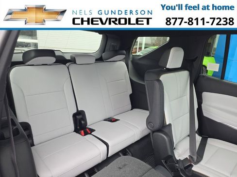 New 2026 Chevrolet Traverse High Country w/ LPO, Floor Liner Package AWD/4WD image 14