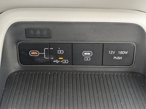 Certified 2026 Hyundai Kona SE FWD image 21