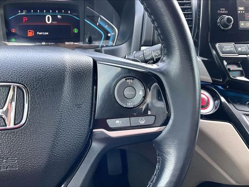Used 2024 Honda Odyssey Touring image 25