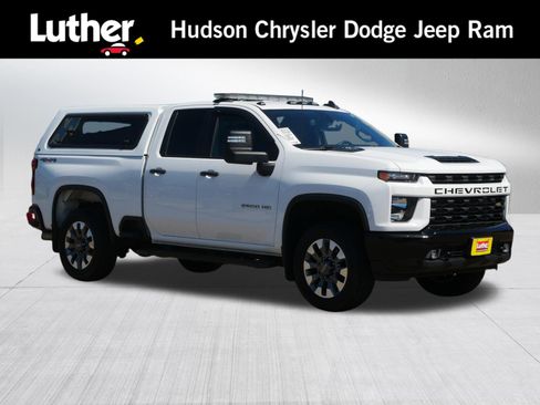 Used 2022 Chevrolet Silverado 2500 Custom w/ Custom Value Package AWD/4WD image 1