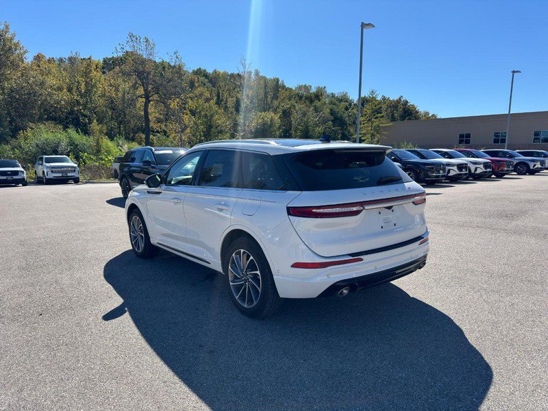Used 2023 Lincoln Corsair Grand Touring w/ Equipment Group 302A AWD/4WD image 7