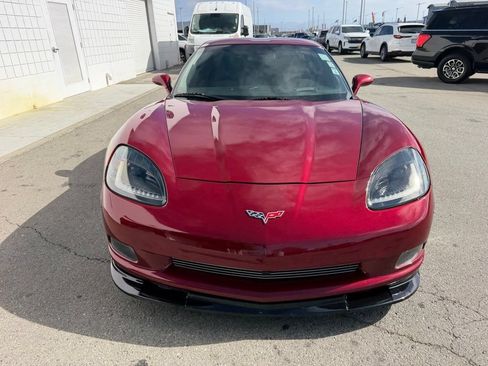Used 2007 Chevrolet Corvette Coupe w/ Preferred Equipment Group RWD image 9
