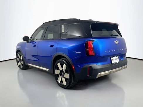 Certified 2025 MINI Cooper Countryman S w/ Comfort Package Max image 9