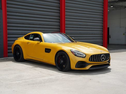 Used 2020 Mercedes-Benz AMG GT C image 3